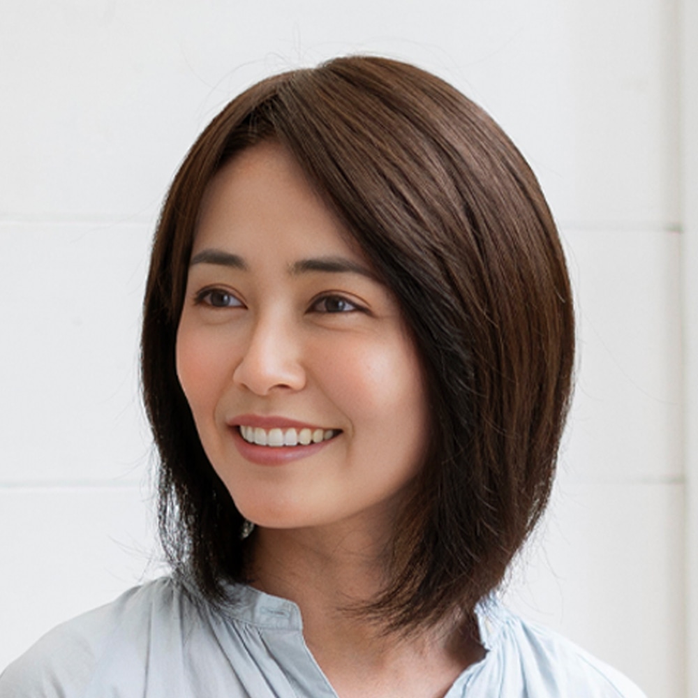 わずか13gふんわり軽い自然な手のひらウィッグ・トップピース