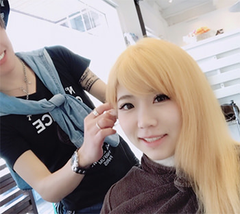 美容室でのカラーリング技術：テクニックと専門用語の解説 - ヘアケア