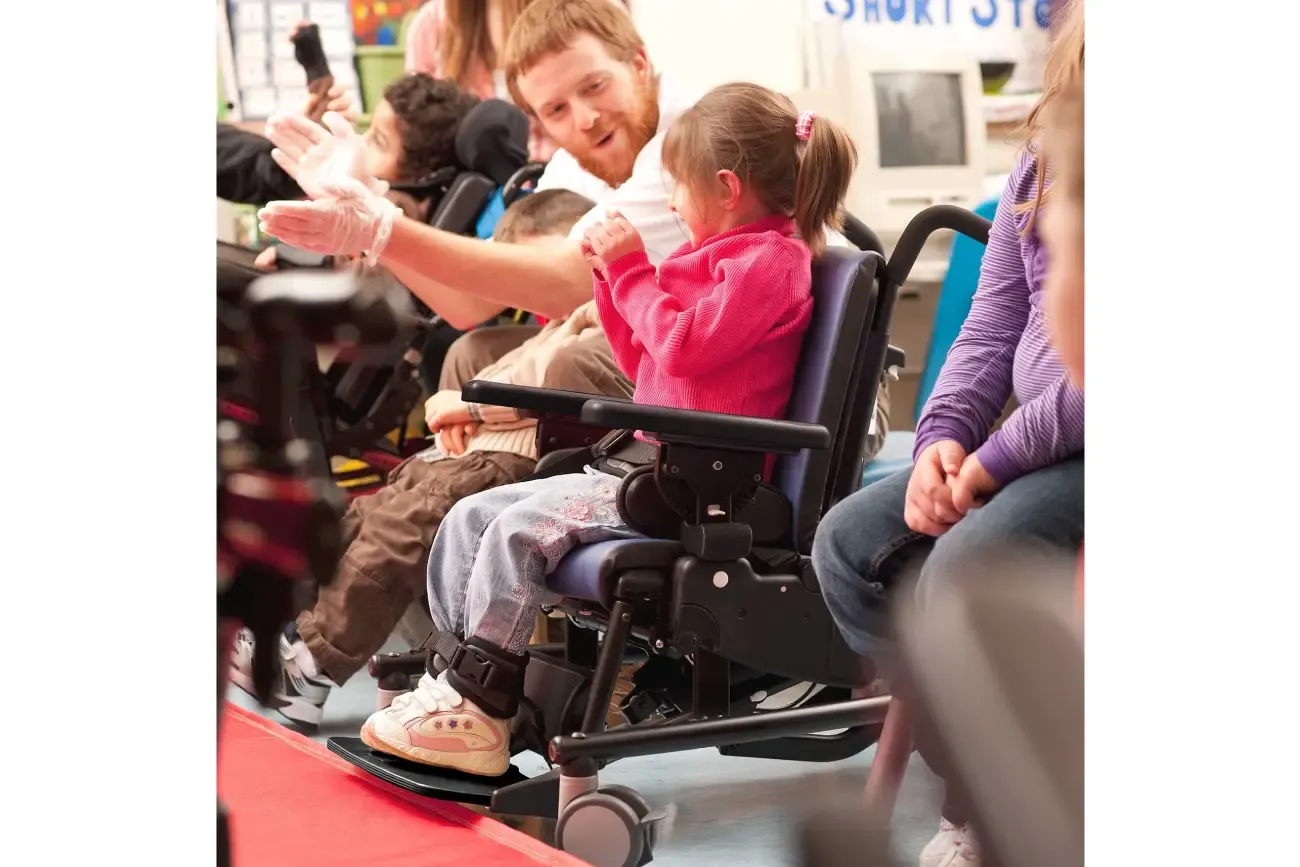 リフトン アクティビティ チェア（調節式姿勢保持チェア