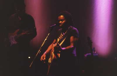 Telling Stories Tour 2000 (European and US tour)