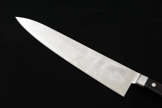 牛刀 240mm 全鋼製 日本鋼2N ツバ付ハンドル 箱付 【O803】 | 源兼正