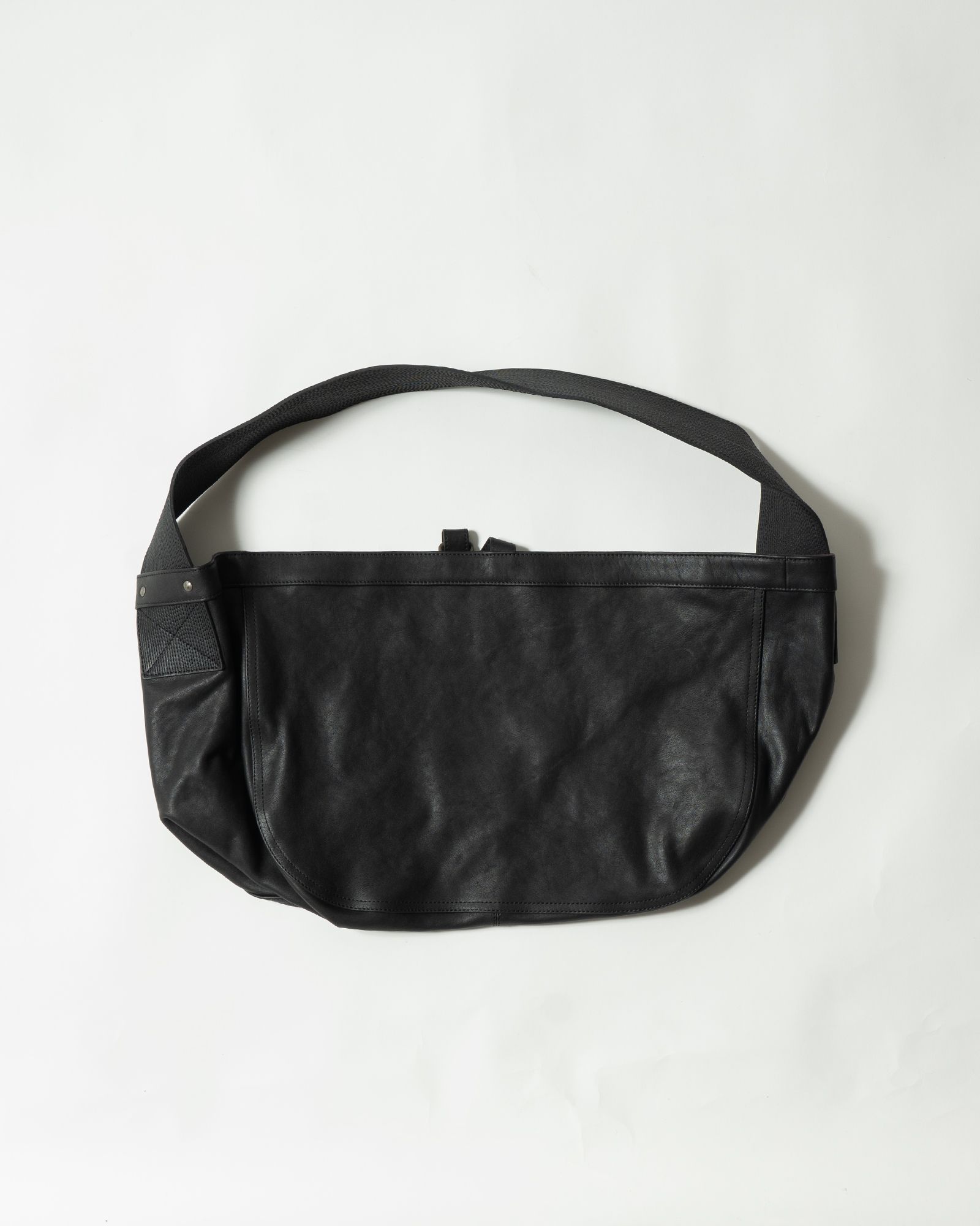 T.T - Lot.004 Newsboy Bag Horse Leather - TAIGA TAKAHASHI | ALTERFATE