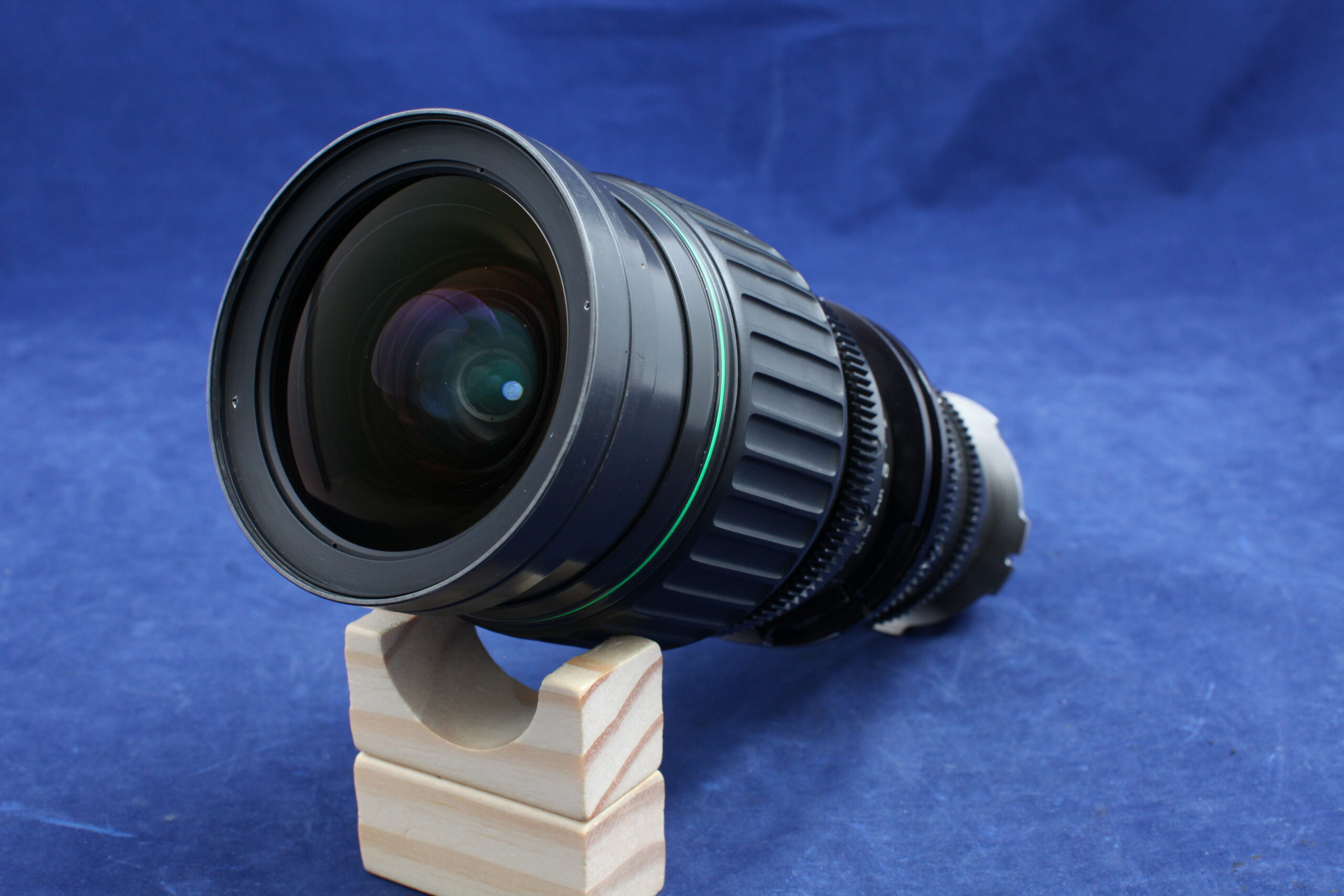 Canon 7-63mm T2.6 S16 Zoom Lens (PL Mount)