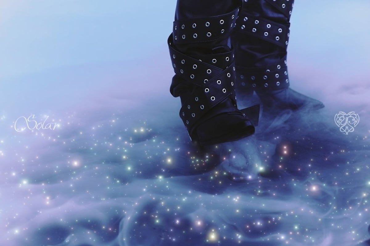 MAMAMOO's Solar announces new Chinese single 'Your Own Star