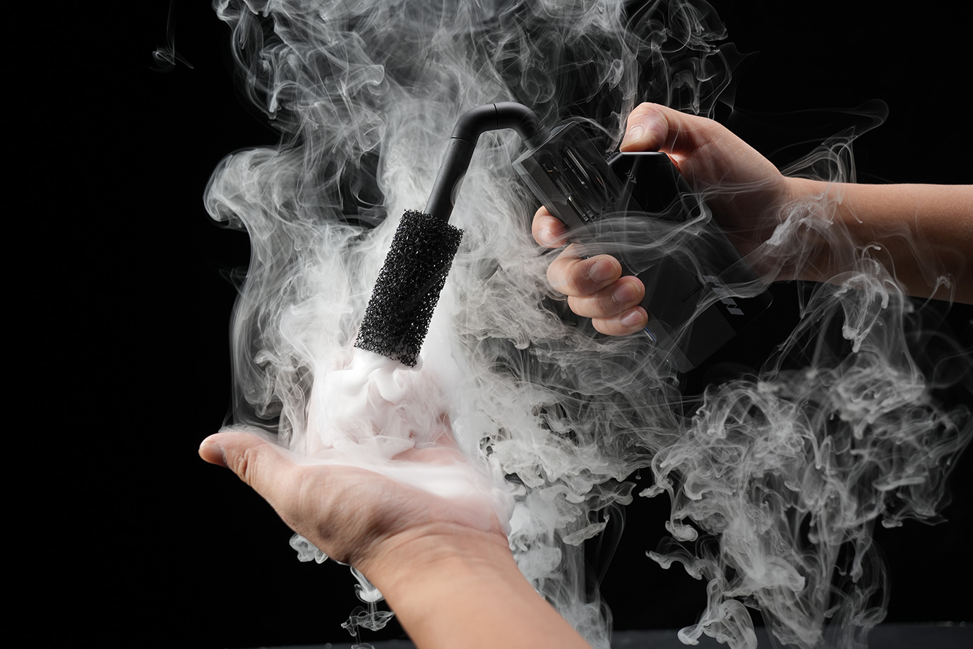 撮影機材の販売、レンタルのアガイ - 新製品 “SmokeNINJA PRO” 販売開始