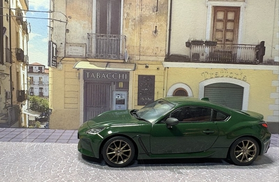 愛知トヨタ小牧村中店】プラモデルで楽しむトヨタ車「GR86特別仕様車