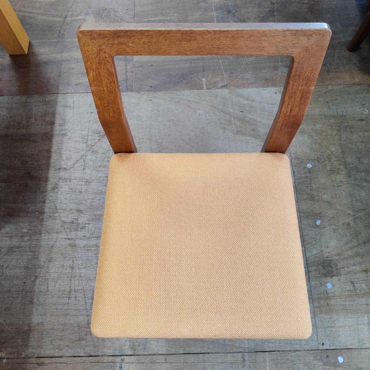 arflex アルフレックス ダイニングチェア 1脚 オレンジ BRIDGE 販売中