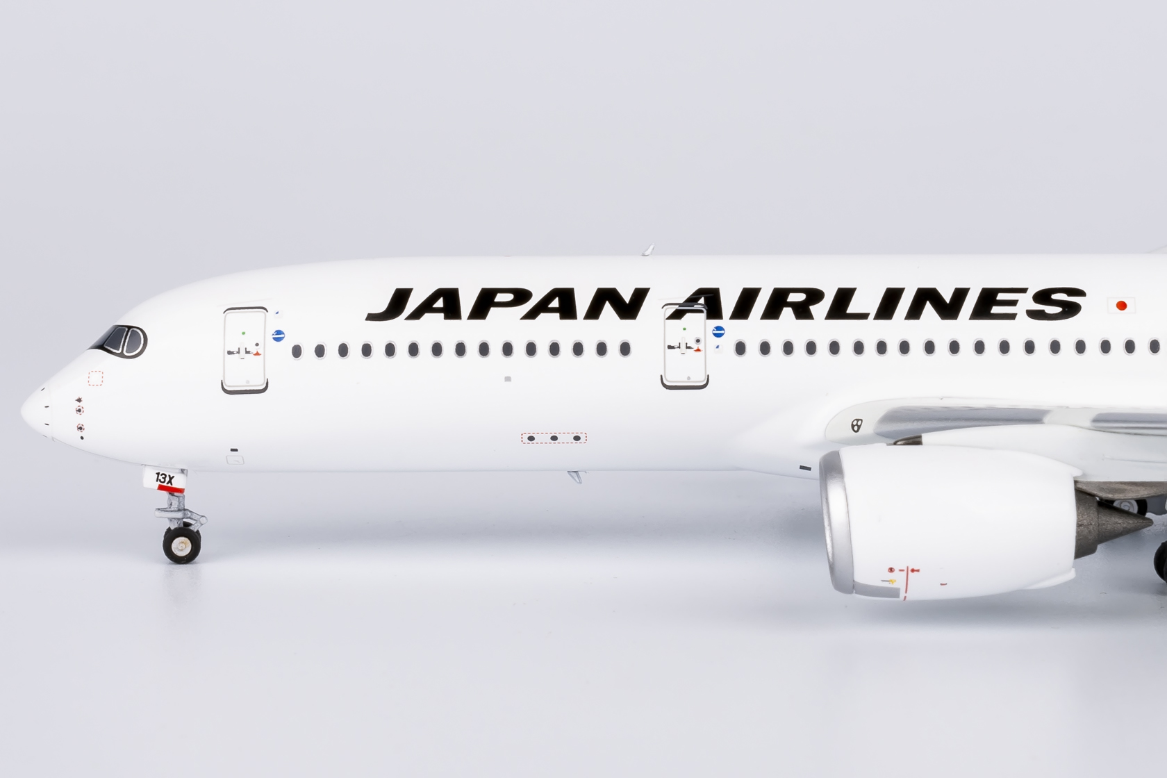 NG39090 Japan Airlines (JAL) A350-900 JA13XJ – Airplane Model SG