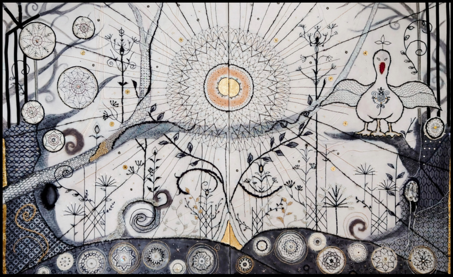 五島アサミ(テキスタイル作家・日本画家)、 国立新美術館・個展