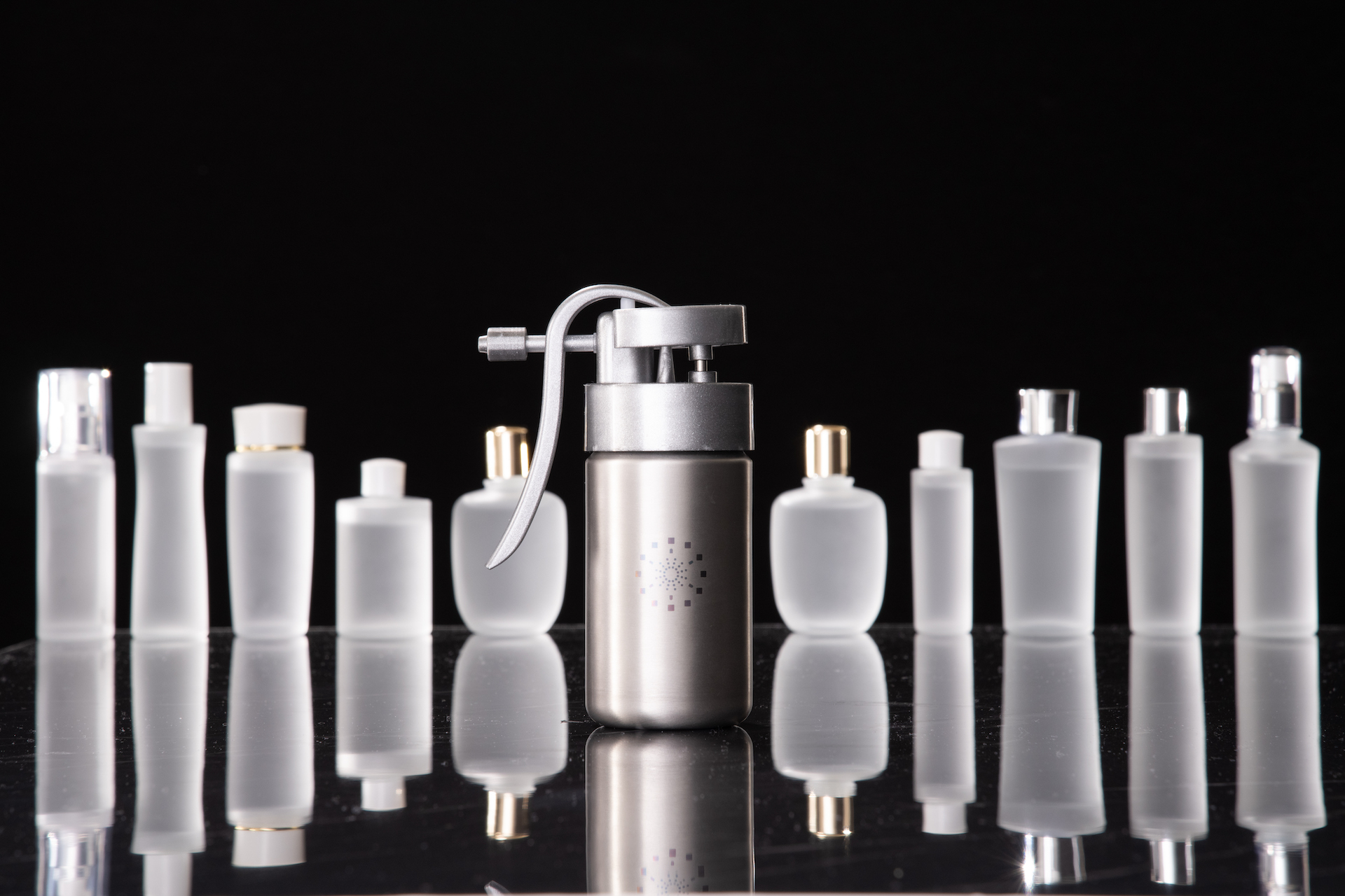 CMでお馴染みの“ミラブル”から新シリーズ》 業界初のスキンケア機器