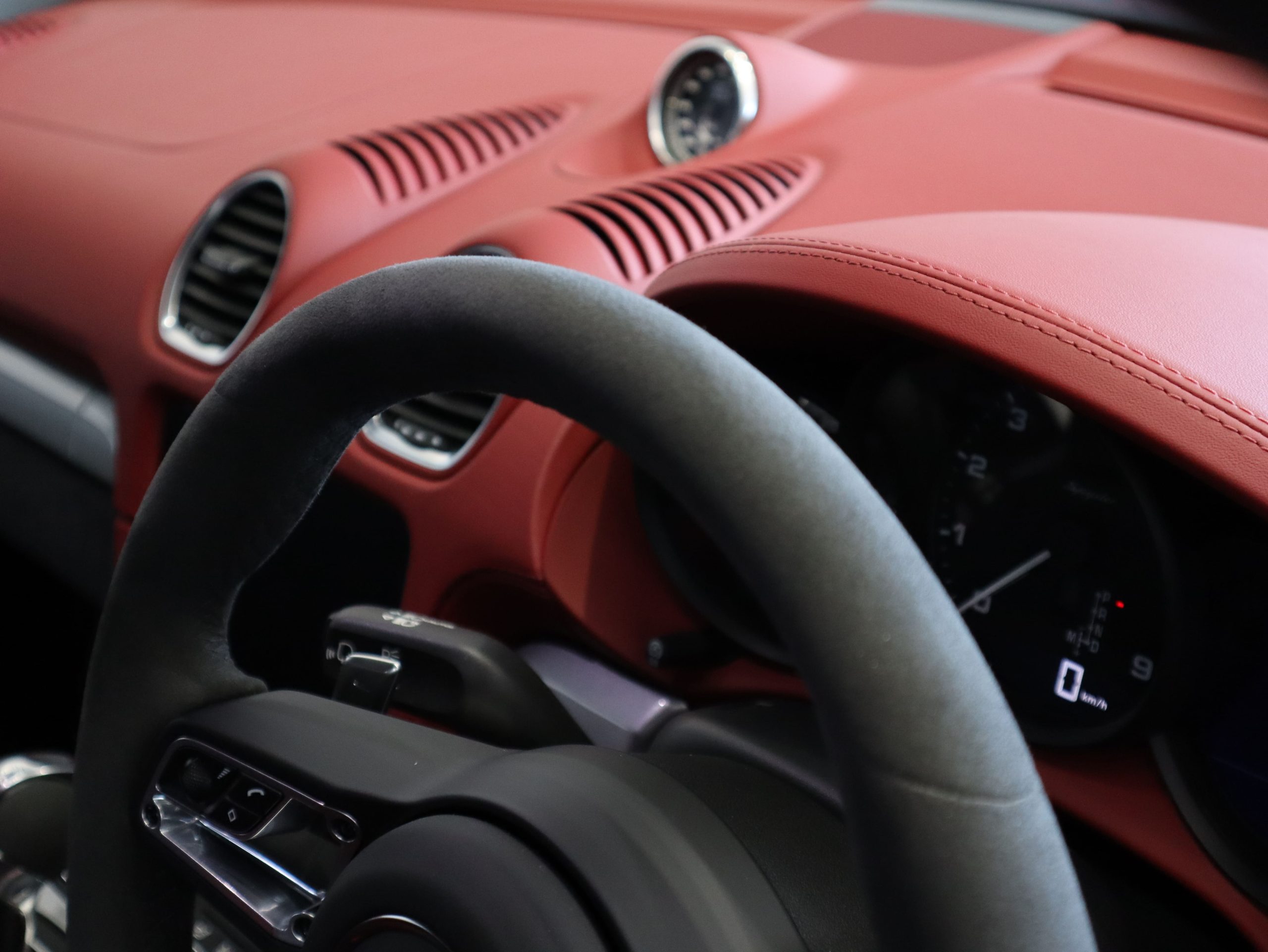 AUTOCAFE(オートカフェ)千葉県No.1のポルシェ専門店