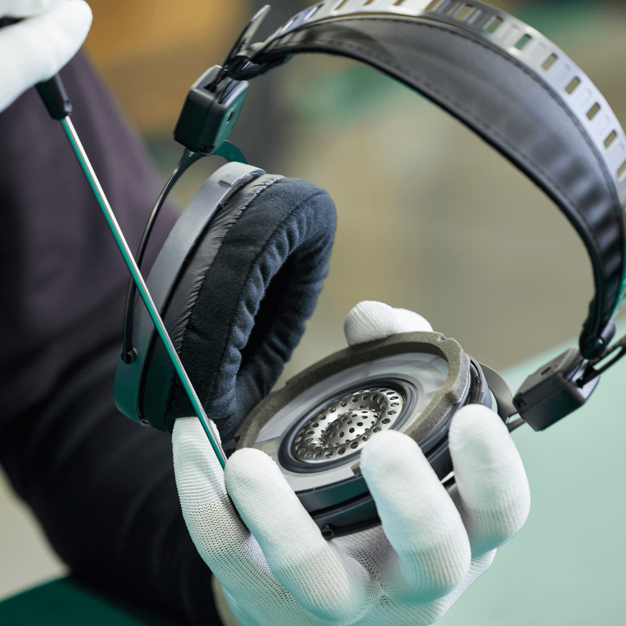 Professional Open-Back Reference Headphones | ATH-R70xa | Audio