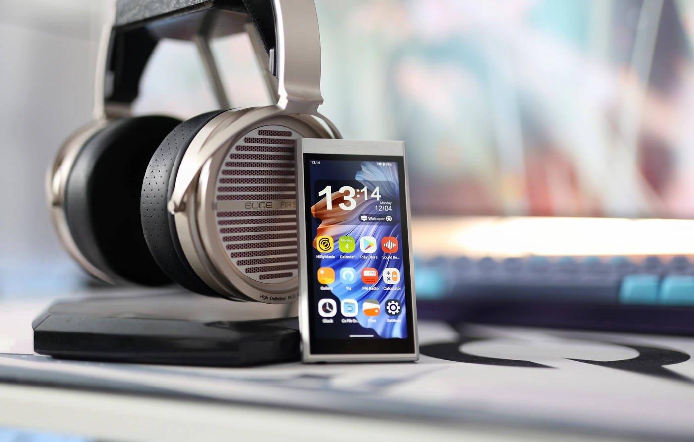 Hiby Digital M300 Android DAP - New Pocketable Music Flavour