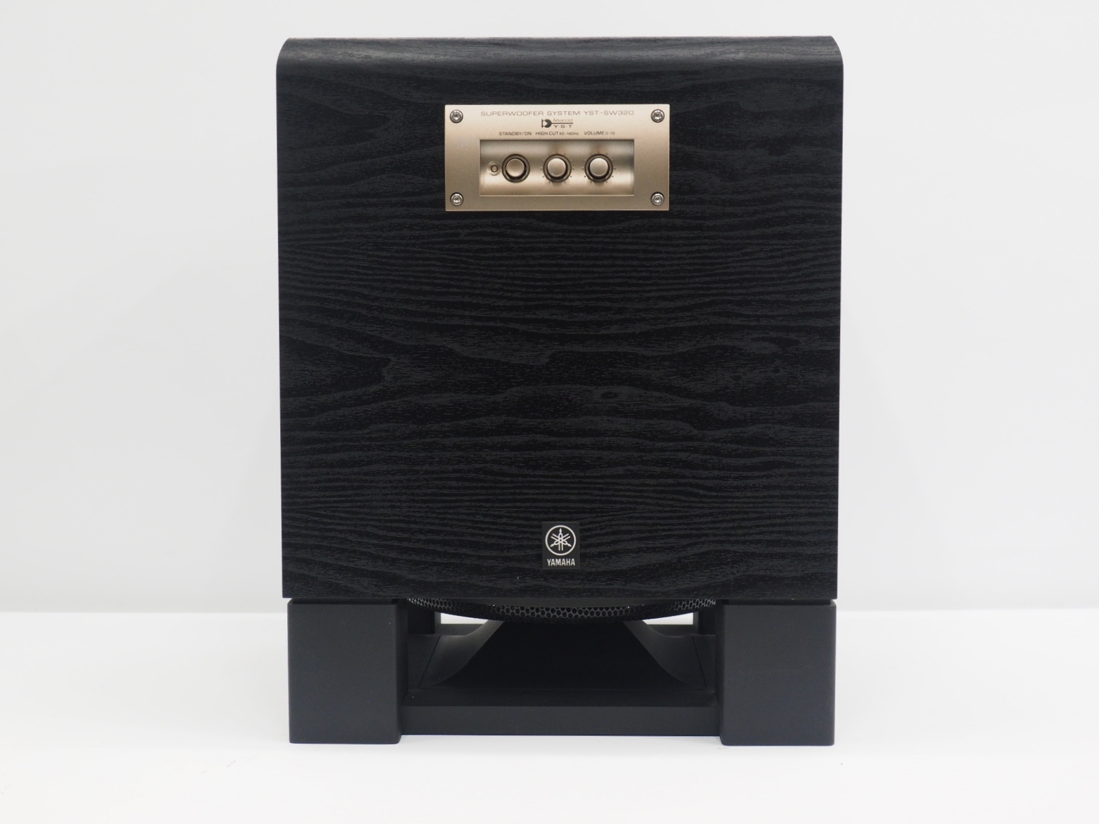 ヤマハ サブウーファー NS-SW050 ASCII.jp：ヤマハ、2万円のエントリー