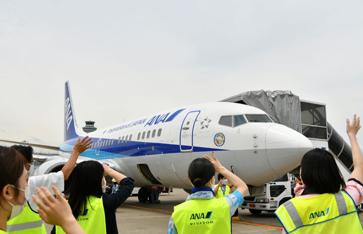 ANAの737-700、16年で退役 ラストは岡山発羽田行き