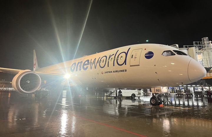 JAL、ワンワールド787の写真公開