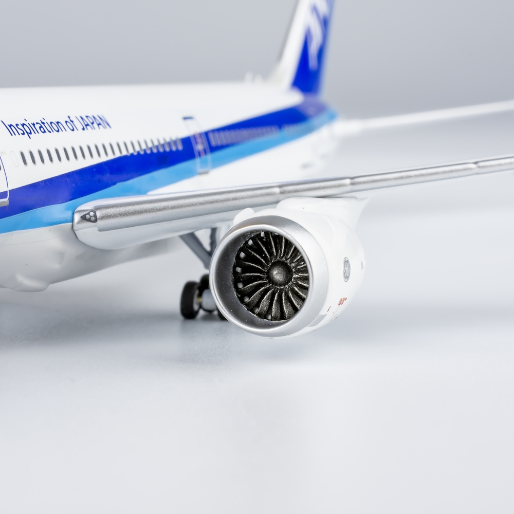NG Models 56029 Boeing 787-10 Dreamliner ANA All Nippon Airways J