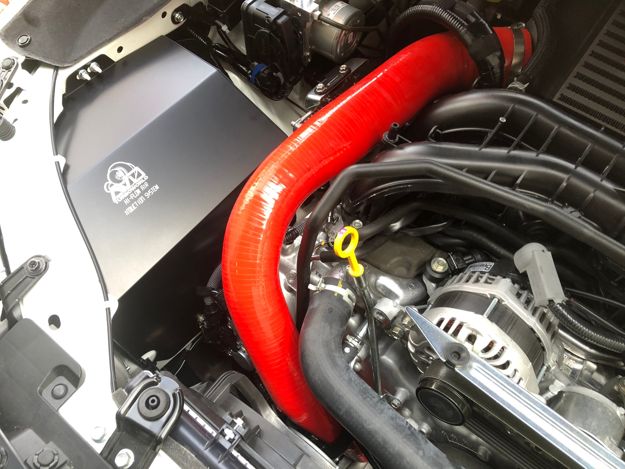 シリコン インテークパイプ (LEVOGE ＆ WRX S4) – AVO TURBOWORLD