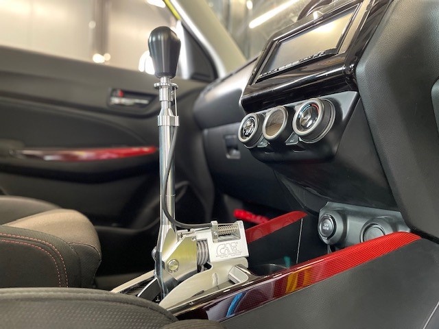 ZC33S スイフトスポーツ CAEウルトラシフター | A PIT AUTOBACS