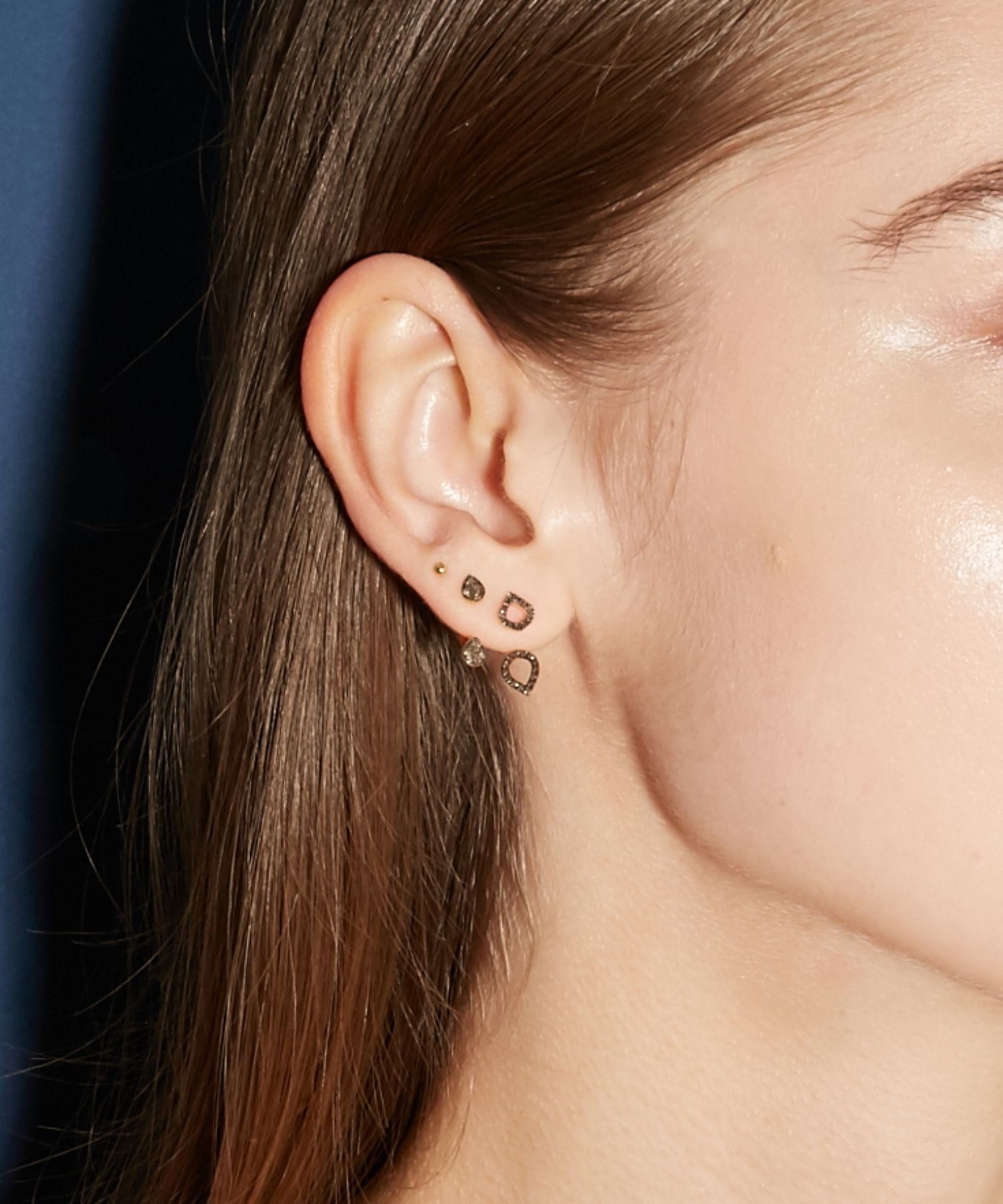 lotus] bud stud pierced earring｜ARTIDA OUD（アルティーダ ウード）