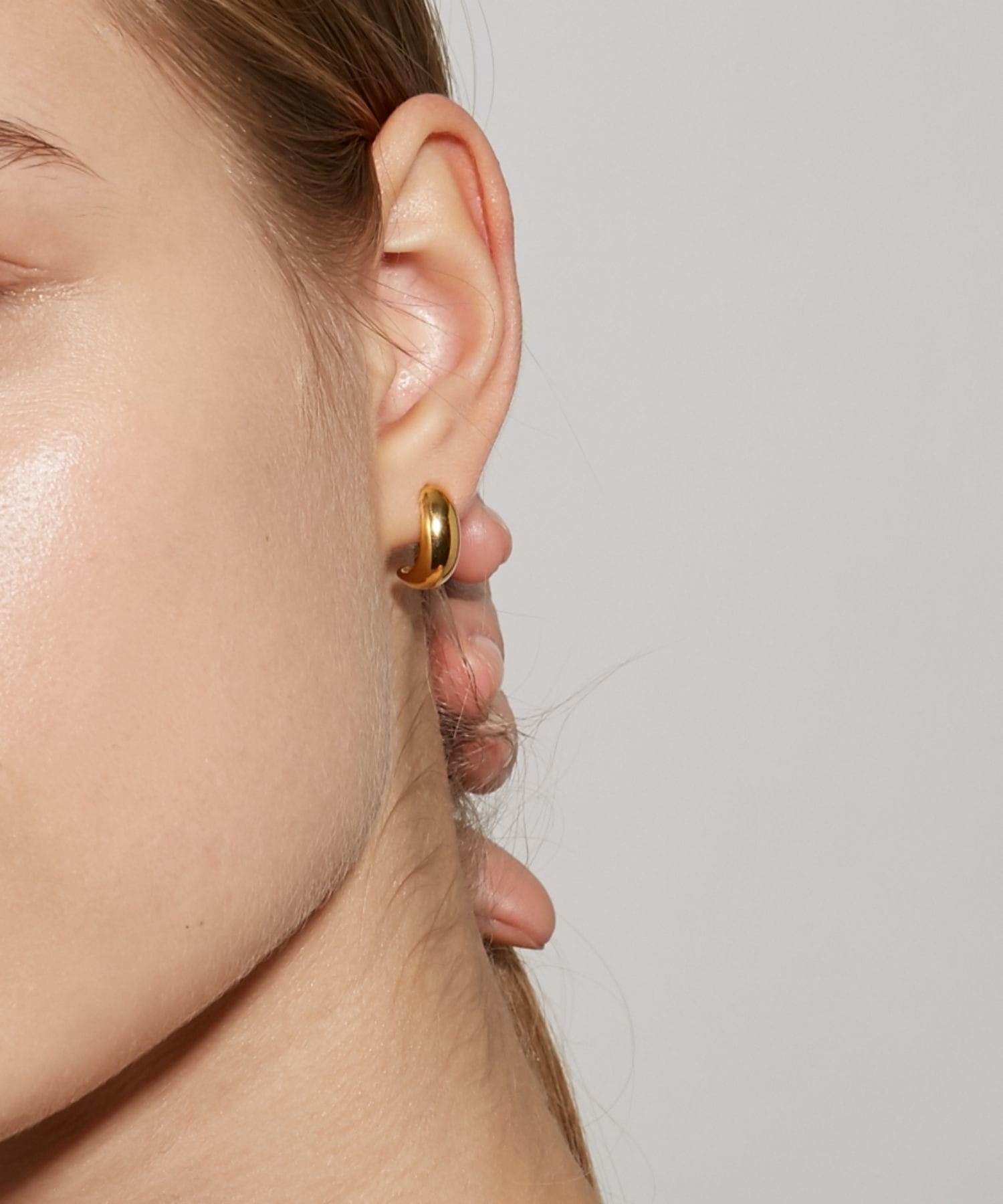 bone] bean reverse pierced earring｜ARTIDA OUD（アルティーダ ウード）