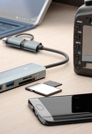 USB3.0ハブ&カードリーダー「ROCKETPORT RANGERS」