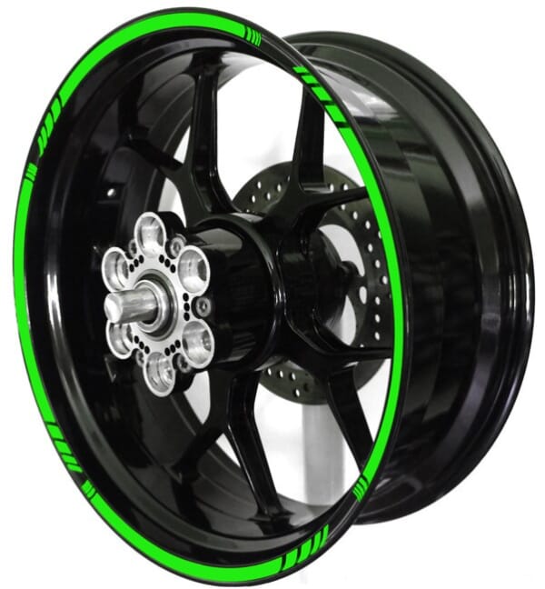 派手すぎない大人な17インチ用リムステッカーSTD1｜AxxL