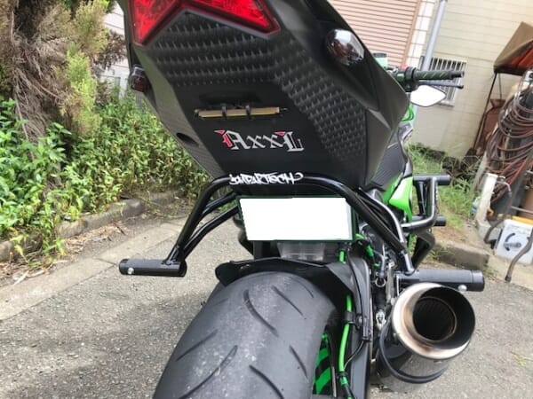 ZX-6R (13-22) デザインが美しいIMPAKTECH製 サブケージ｜AxxL