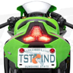 TST Industries ZX-4Rウィンカー内蔵LEDテールライト｜AxxL