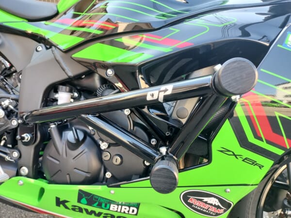 ZX-6R (24-) - 考え抜いた本気モデルスタントケージ｜AxxL
