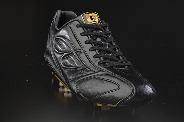 BeMoLo® Baseballスパイク｜ワールドウィングエンタープライズ｜初動