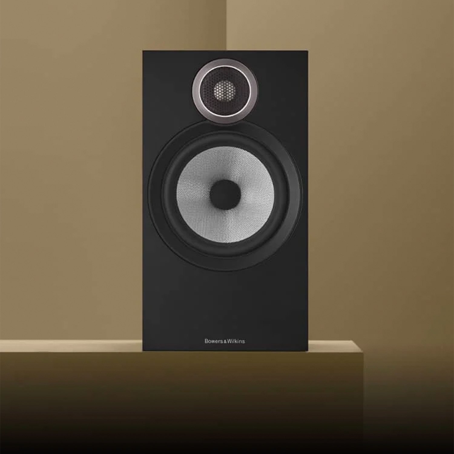 606 S3 - Performance 600 Series stand mount speakers | Bowers
