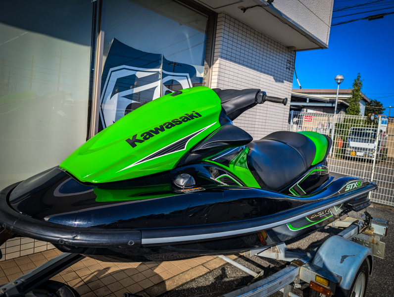 カワサキ JS-STX-15F ロングセラーモデルで人気の STX-15F 中古艇