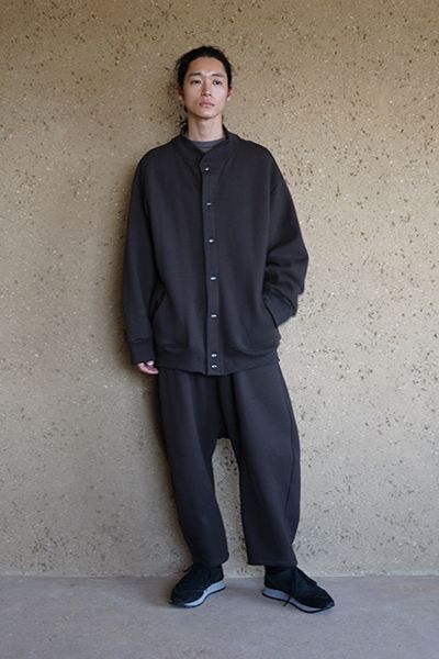 VU - 【24AW】sweat stadium [CHARCOAL] - スウェットスタジャン