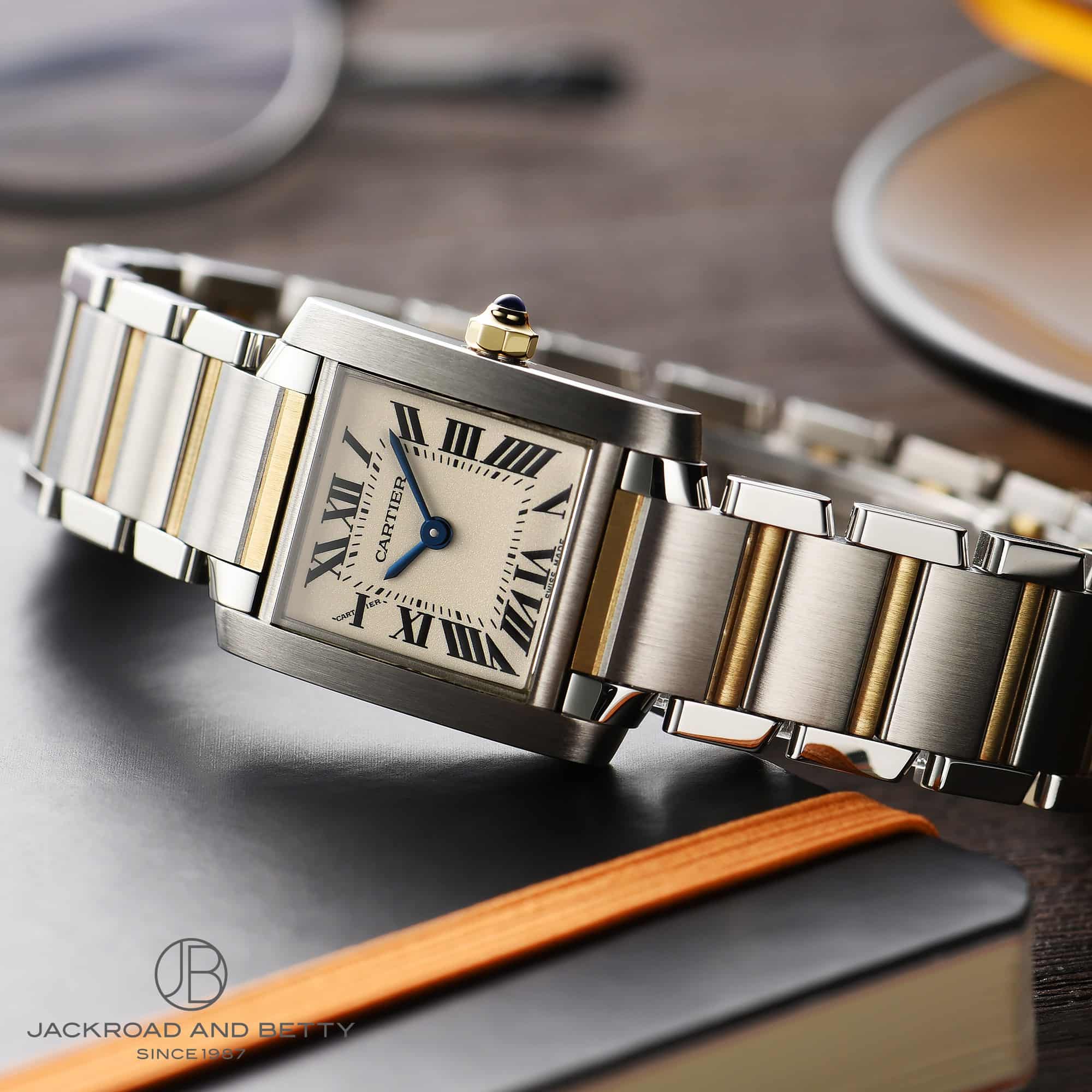 カルティエ]タンクフランセーズは史上最強の女子時計！専門店スタッフ