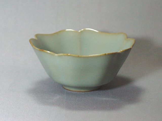 川瀬忍 作 青磁盃 商品詳細｜ギャラリービーンズWEBSHOP｜薩摩焼・古