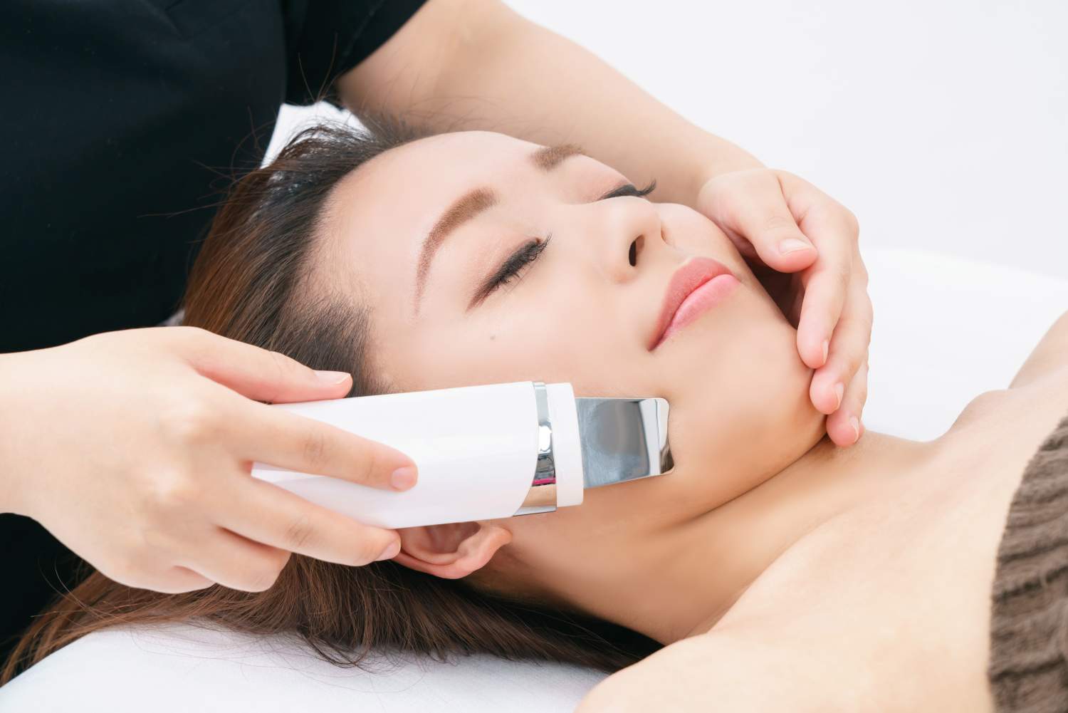 毛穴ケア2種類ございます - ベルフローラ川西店｜シェービング・毛穴