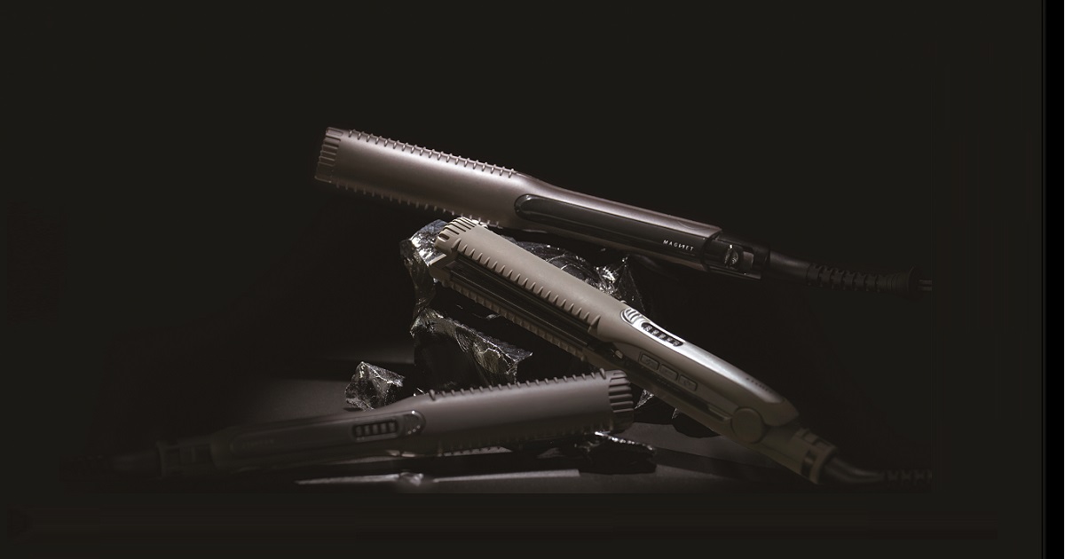 マグネットヘアプロ、繊細なカラーを守る新モデル「ストレートアイロン