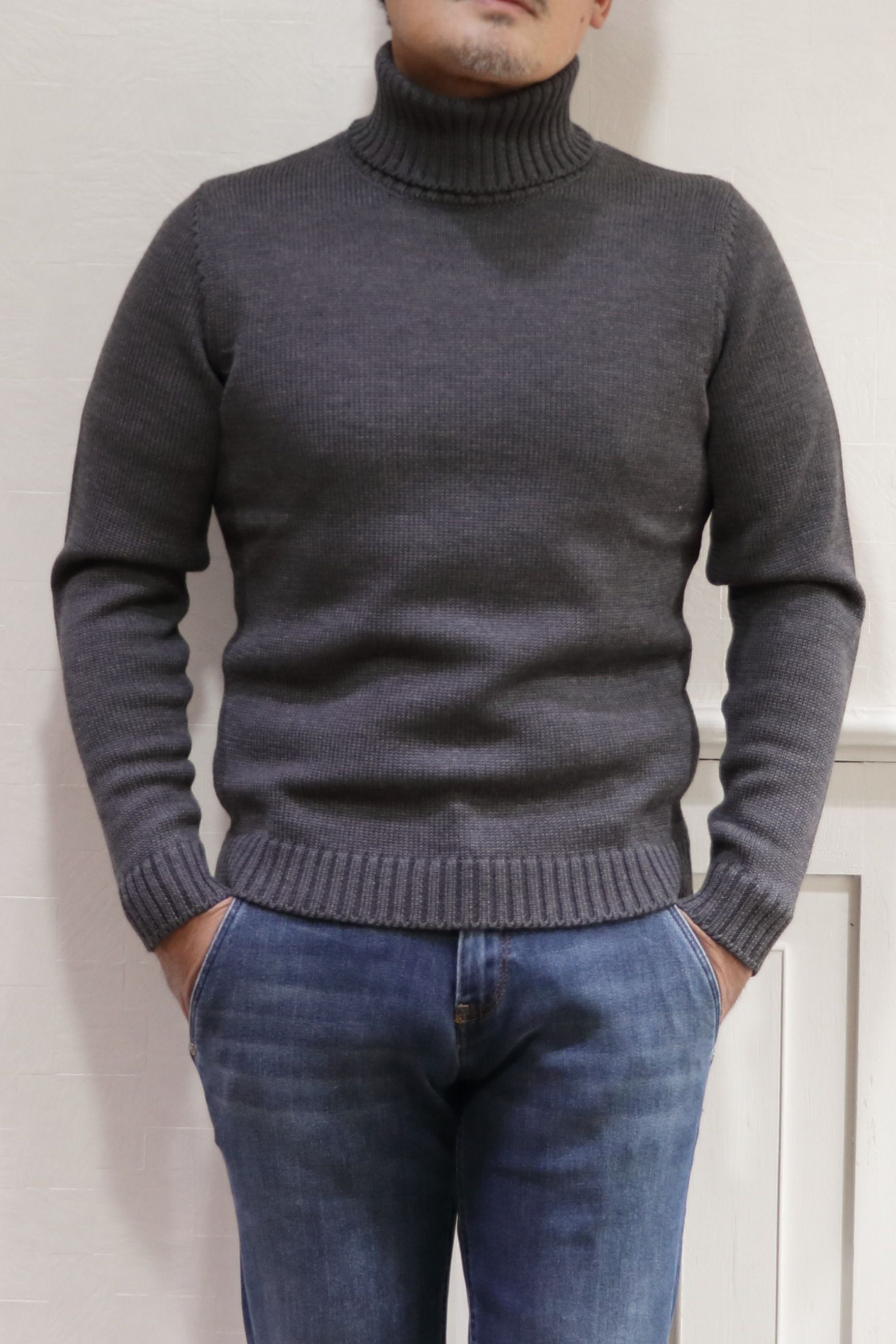 ZANONE - 5ゲージ ウール ソリッド タートルネック ニット / Z2232