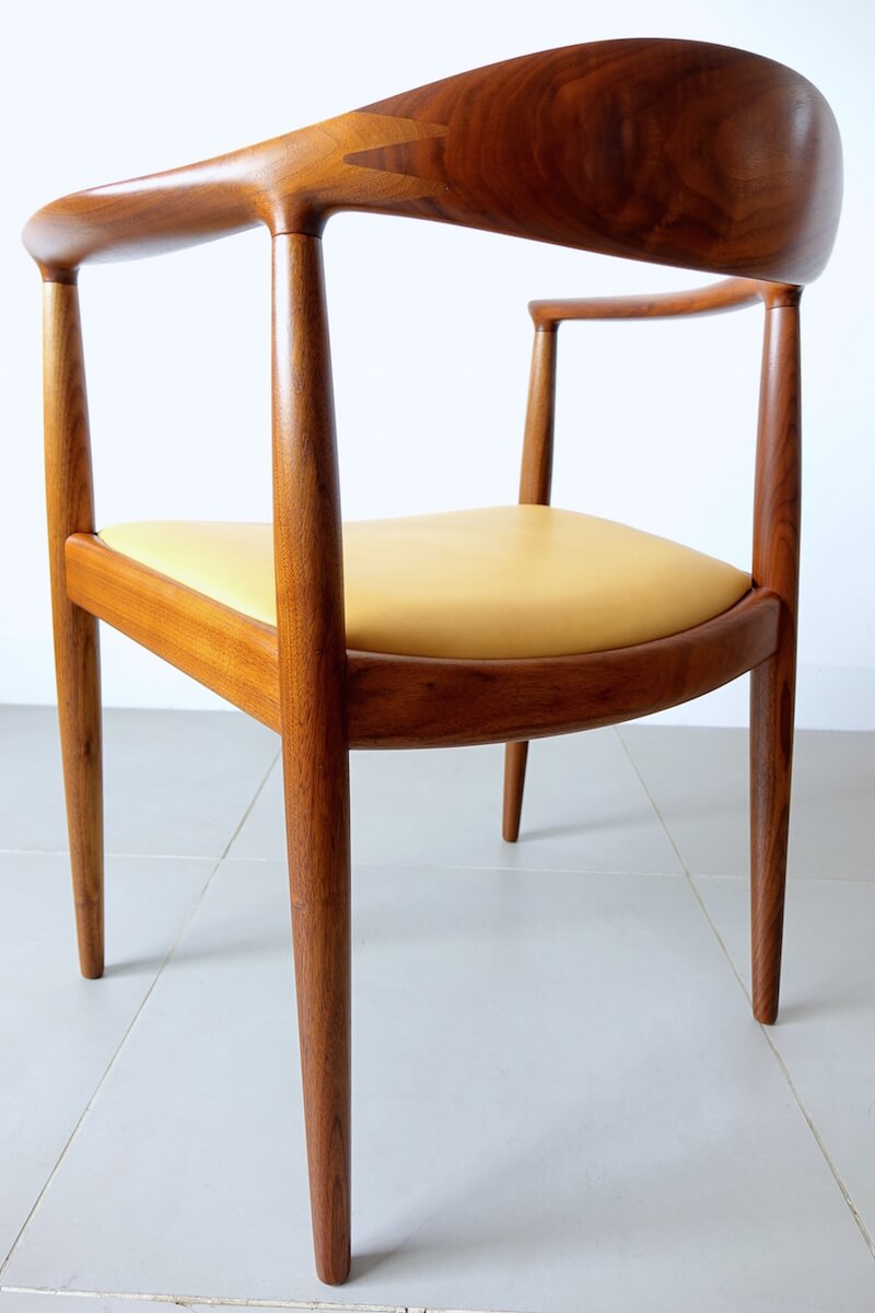 Bellbet | JH503 The chair by Hans J. Wegner for Johannes Hansen