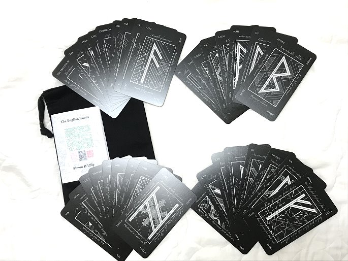 イングリッシュルーンカードセット（ブラック） - ヒーリンググッズと