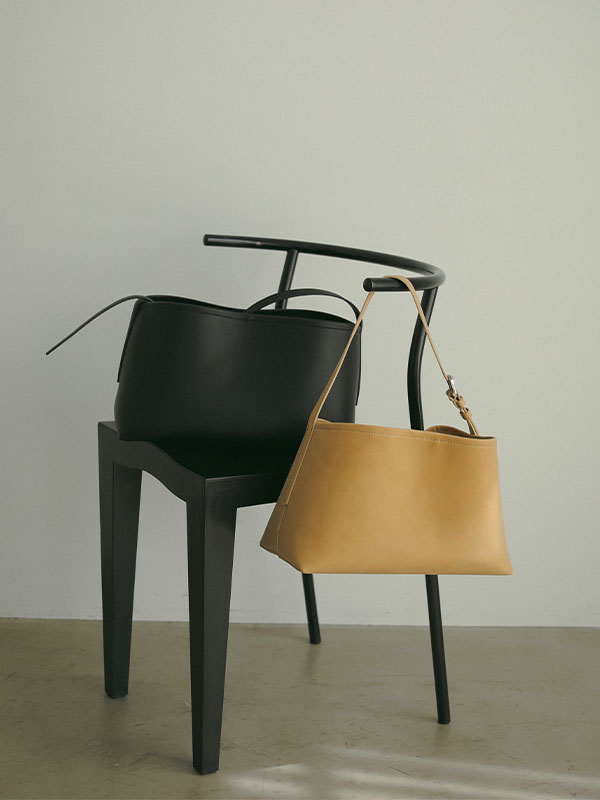 ETRE TOKYO ナローショルダーランドスケープレザーバッグ ELENDEEKetc