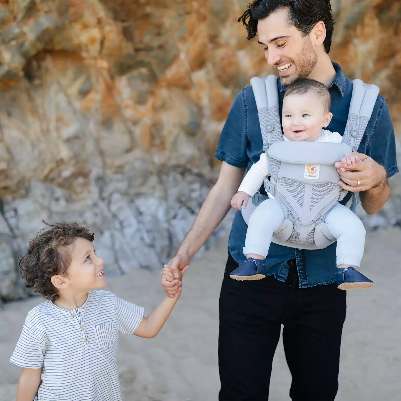 ERGObaby Omni 360 Cool Air Mesh Pearl Grey | in Grau | BabyOne