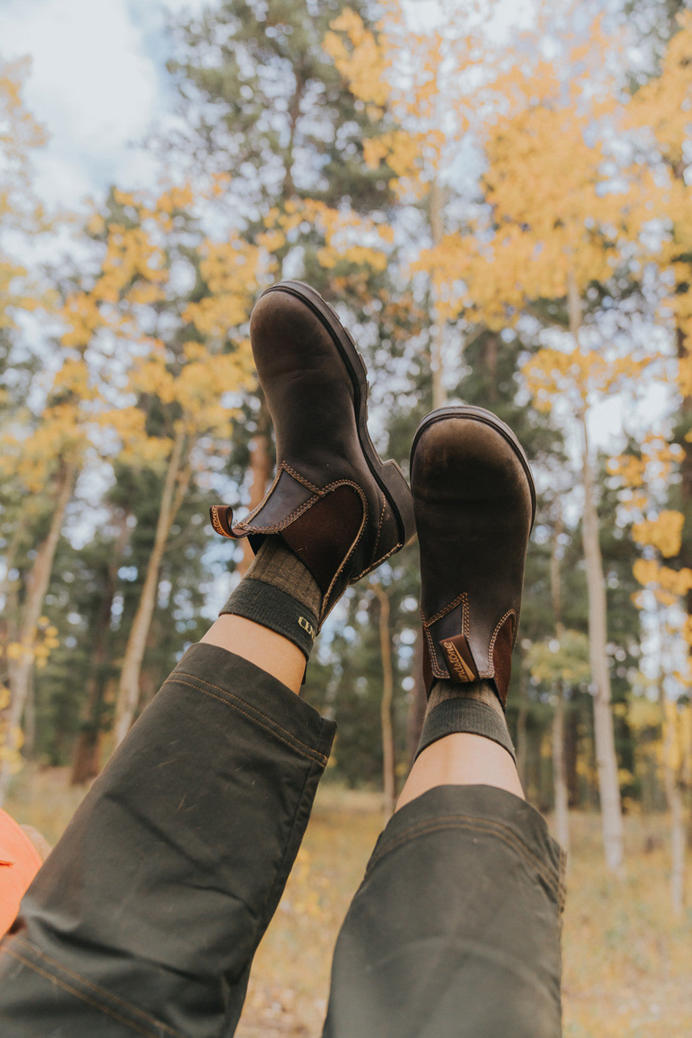 Walnut Brown Premium Leather Chelsea Boots, Women's Classics 550