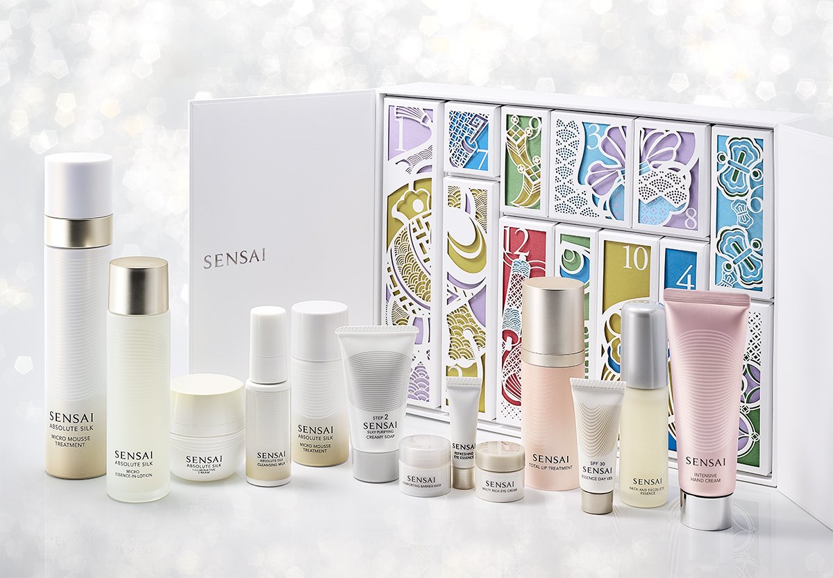 SENSAI（センサイ）×クリスマスコフレ2025】予約日＆発売日は？｜毎年