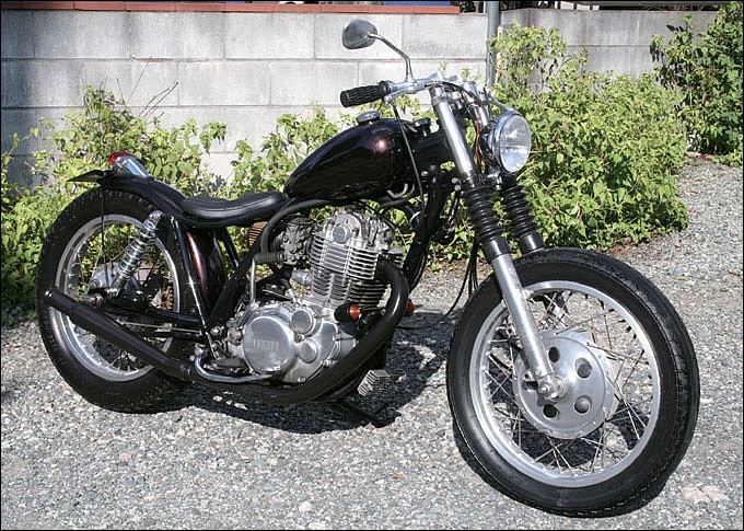 ヤマハ SR400 プロが造るカスタム バイクブロス