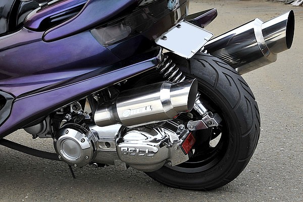 ヤマハ マジェスティ プロが造るカスタム ビッグスクーターならバイク