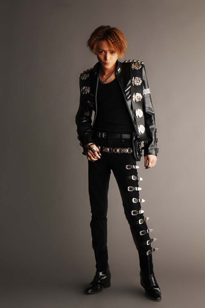 イケメン俳優の三浦涼介が美女に変身 | Daily News | Billboard JAPAN