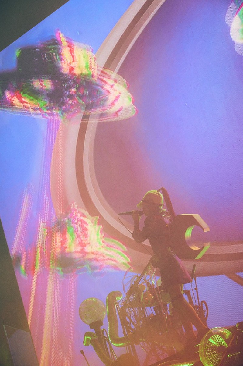 ライブレポート＞ずっと真夜中でいいのに。、完全自主制作で16,000人