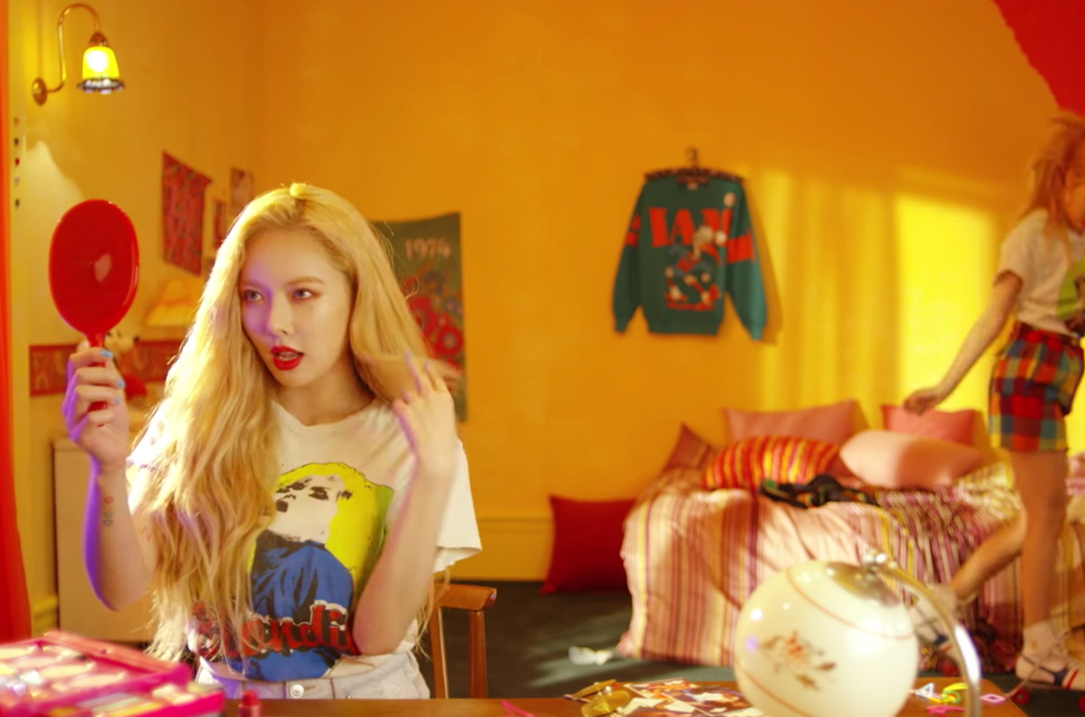 HyunA Captivates in 'Lip & Hip' Music Video: Watch